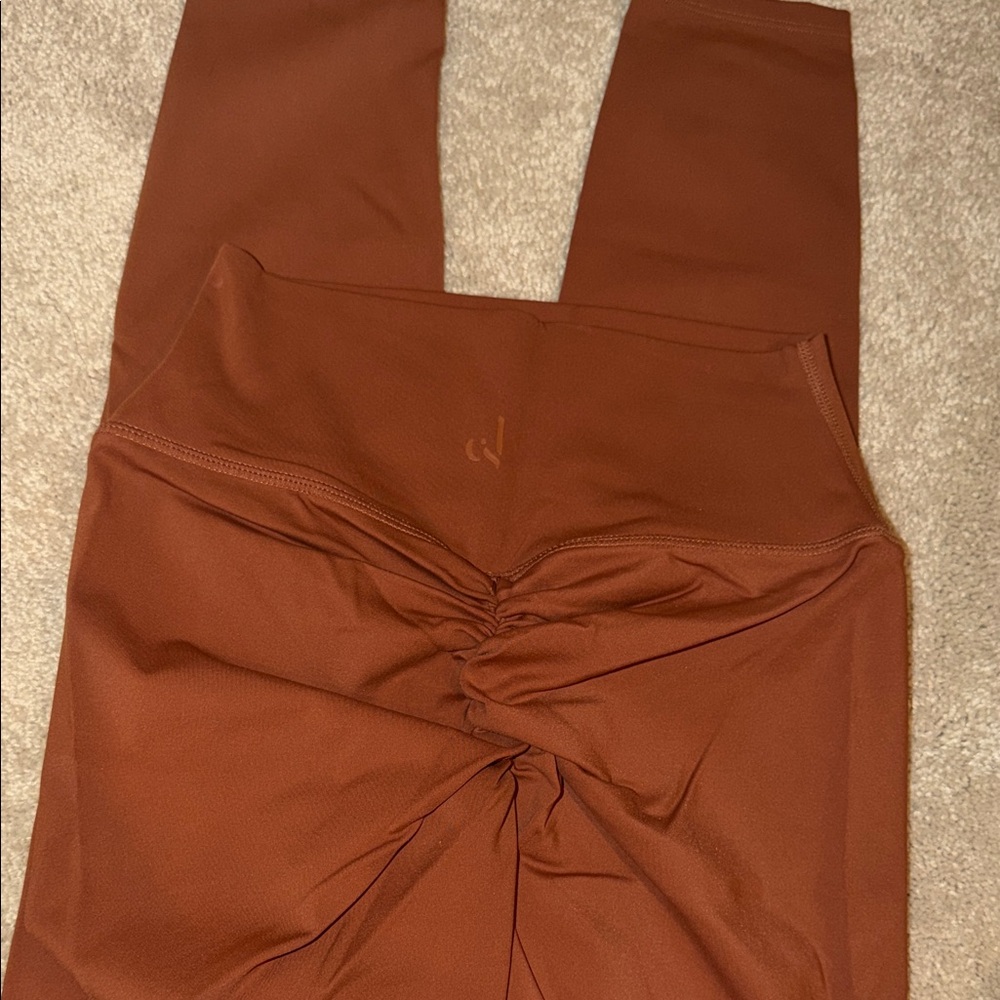 CSB High-Waisted Butt Scrunch Leggings